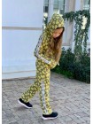 Спортивный костюм на девочку 8 - 10 лет