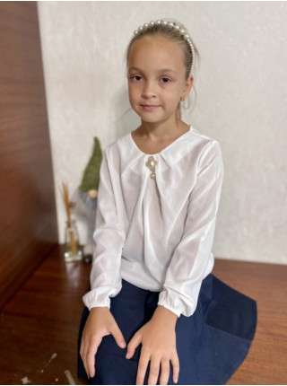 Шкільна блузка на дівчинку з довгим рукавом